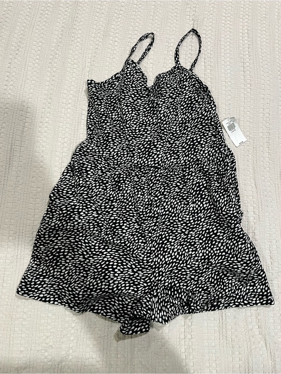 Old Navy Other - Old Navy Black and White Spotted Romper